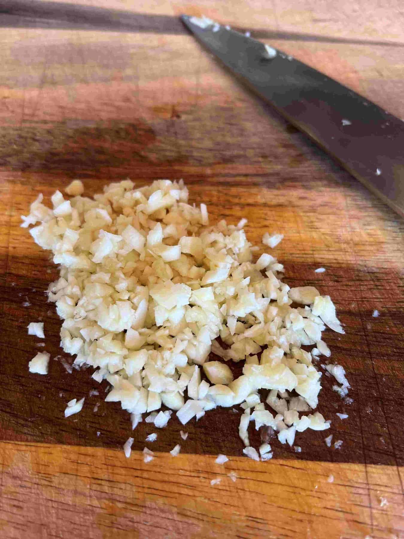 minced garlic